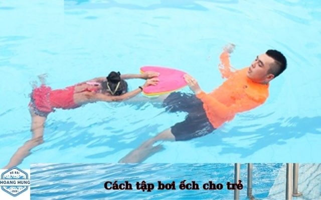 Cách tập bơi ếch cho trẻ