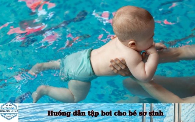 Hướng dẫn tập bơi cho bé sơ sinh